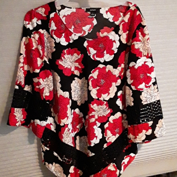 Alfani black, red and white silky top - Picture 4 of 7